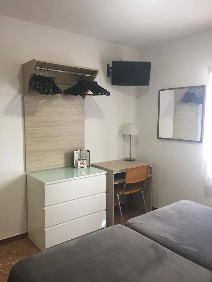 Hotel Catalunya Express Tarragona 2*,  Španělsko